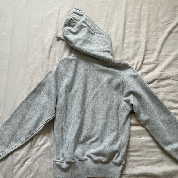 Champion Pullover - Picture 3 of 3